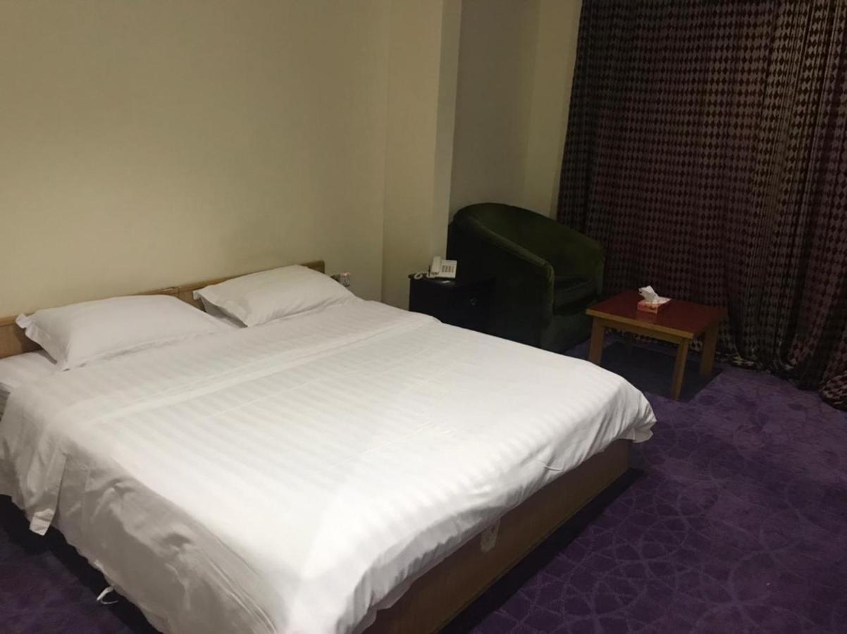 חמיס מושייט Al Aziziyah Hotel And Suites מראה חיצוני תמונה